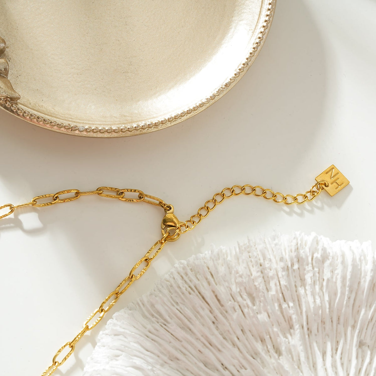 HEMI Gold: Textured Link Chain Necklace