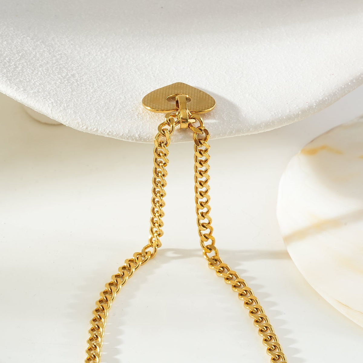 NIAH Gold: Heart Pendant Chain Necklace