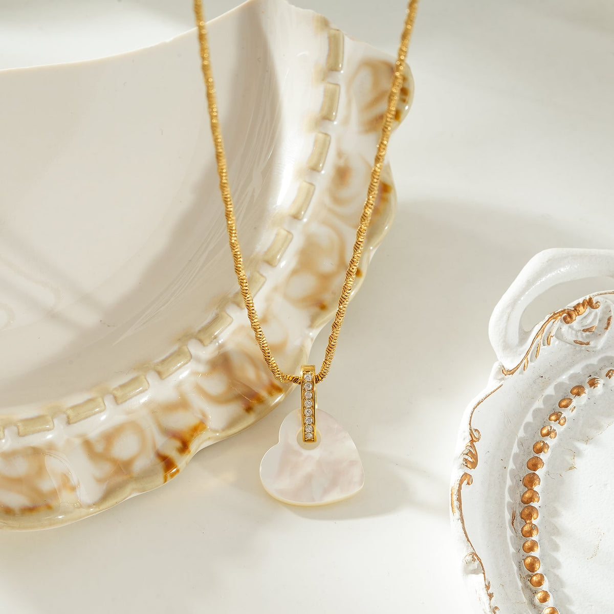 KAO Gold: Mother of Pearl Heart Pendant Necklace with Zirconia Stones