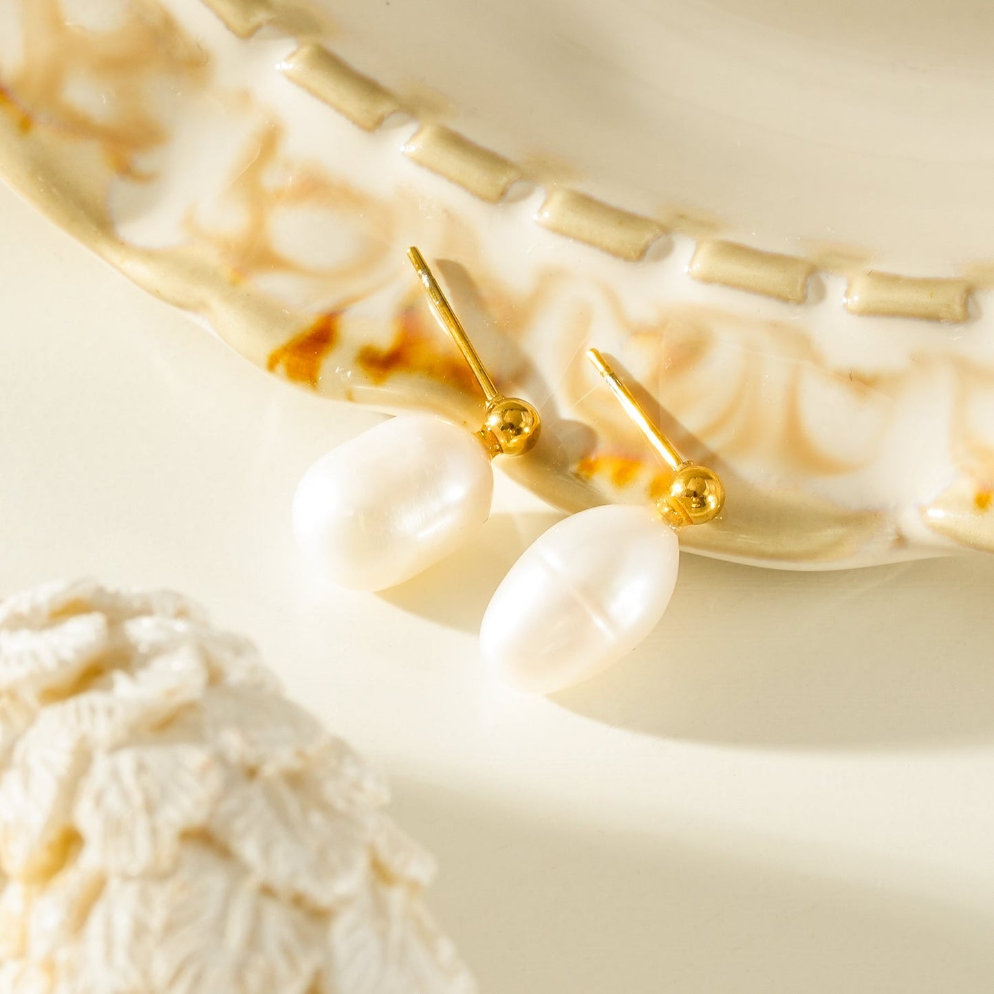 MAGANA Gold: Petit Pearl Stud Earrings with Mini Bead Crown