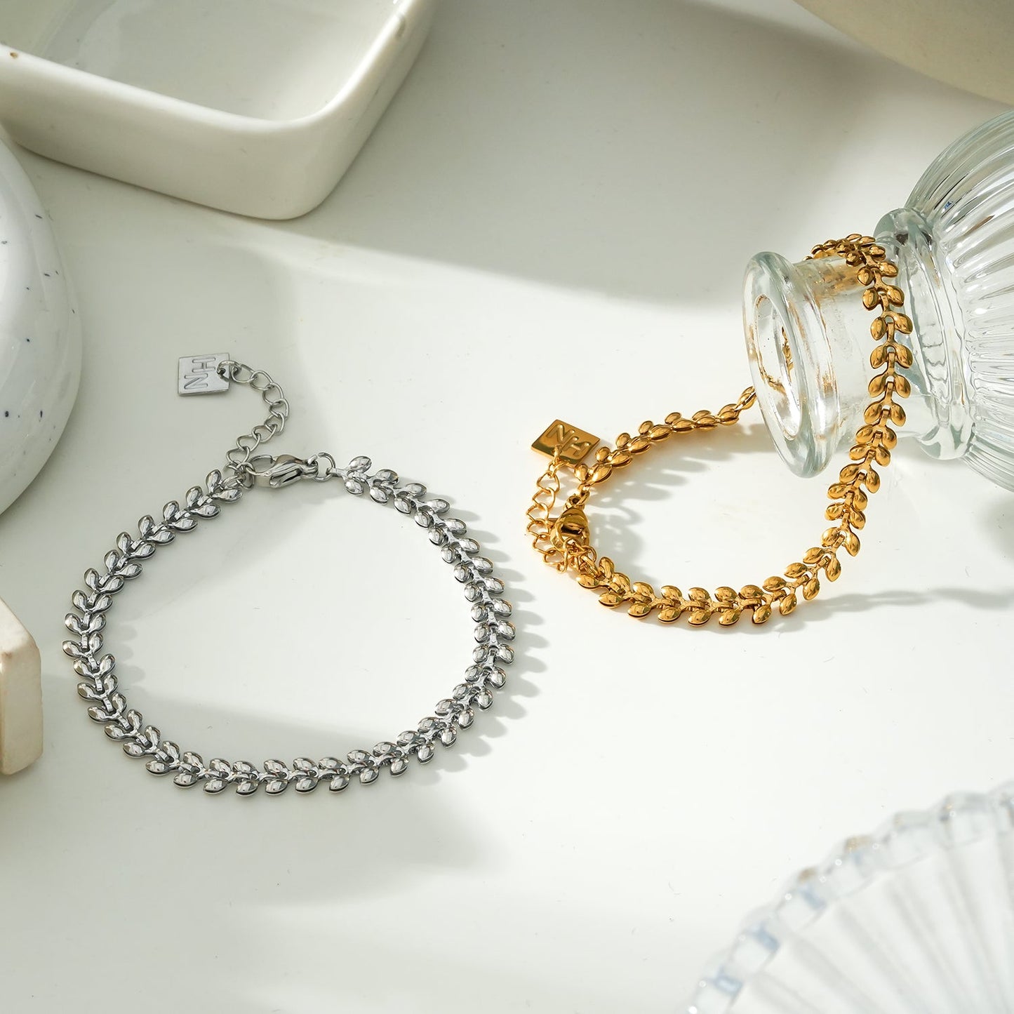 MAGDA Silver (White Gold): Leafy Patterned Bold Bracelet