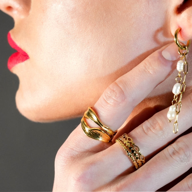 hackney-nine | hackneynine | necklace | hoops | bracelets | earrings | charms | studs_earrings | jewellery | jewellery-store | shop-jewelry | gold-jewellery | silver-jewellery | dressy_jewellery | classy_ jewellery | on_trend_jewellery | fashion_ jewellery | cool_jewellery | affordable_jewellery | designer_jewellery | vintage_jeweler | gifts-for-her | gifts-for-mum | gifts-for-girls | gifts-for-females | dainty-jewellery | bridesmaid-gift | zirconia