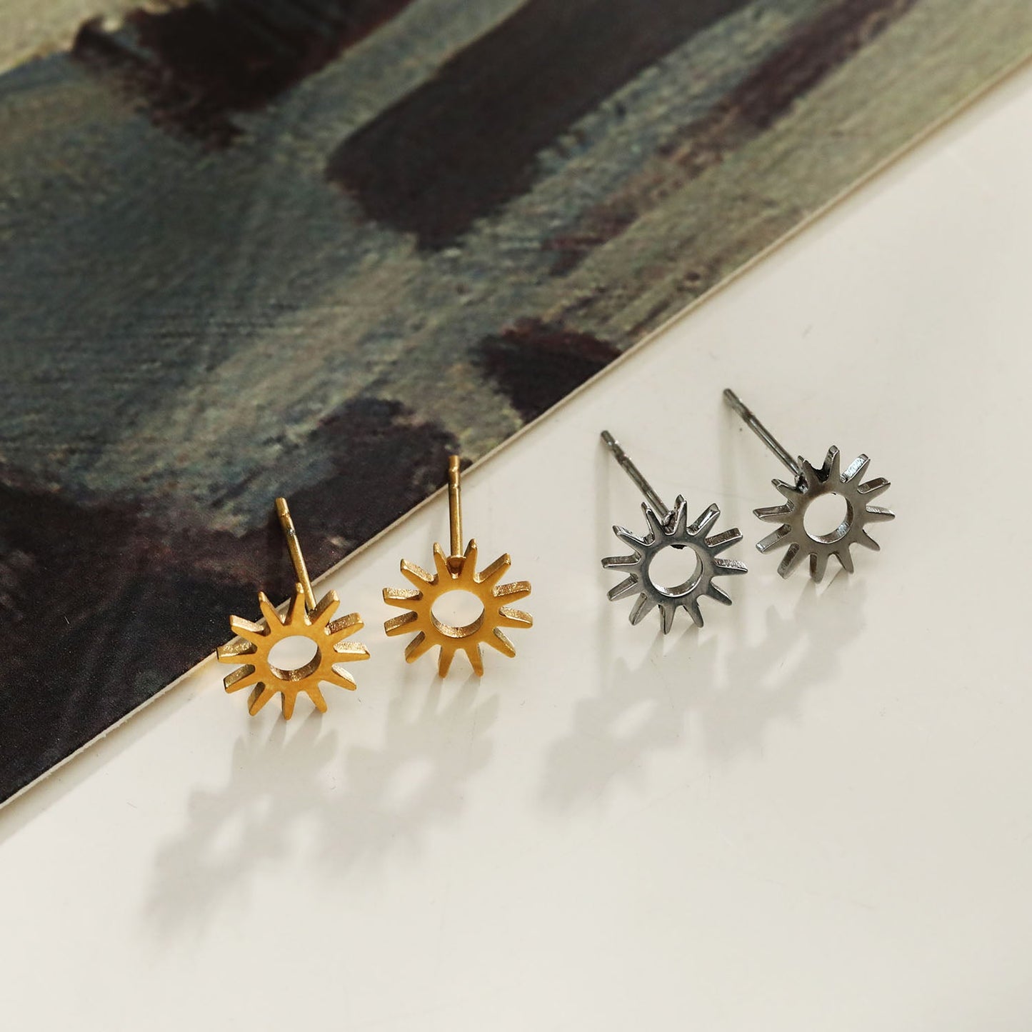 EDLA: 'Starry Night' Stud Earrings Gold