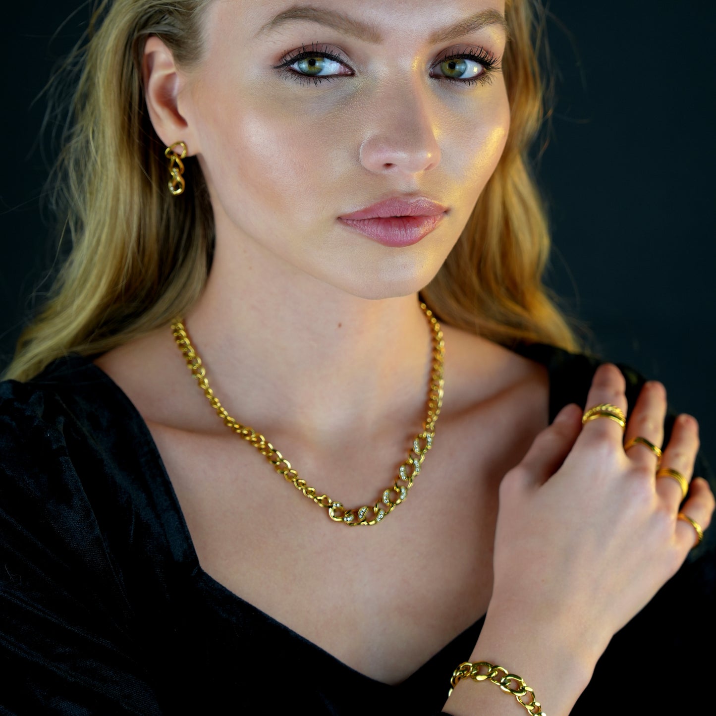 ROUEN Zirconia Embedded Cuban Chain Statement Necklace