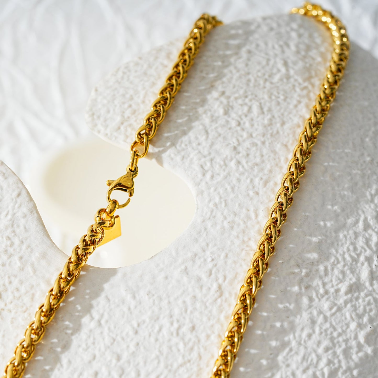 ACTON Gold: Mid Width Byzantine Chain Necklace.