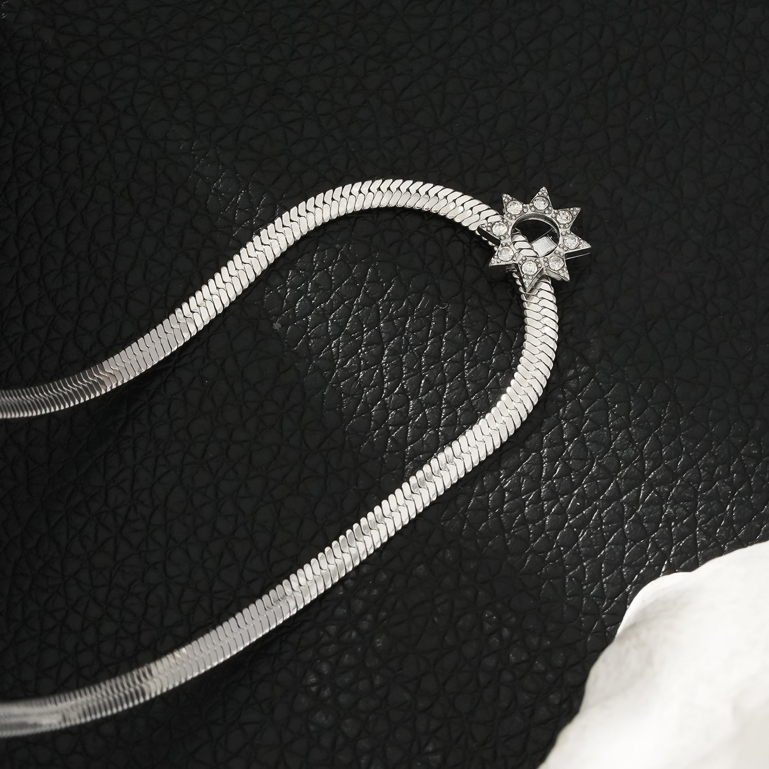 AGULAS White Gold (Silver Toned): Celestial Elegance - Snake Skin Chain Necklace with Star Charm