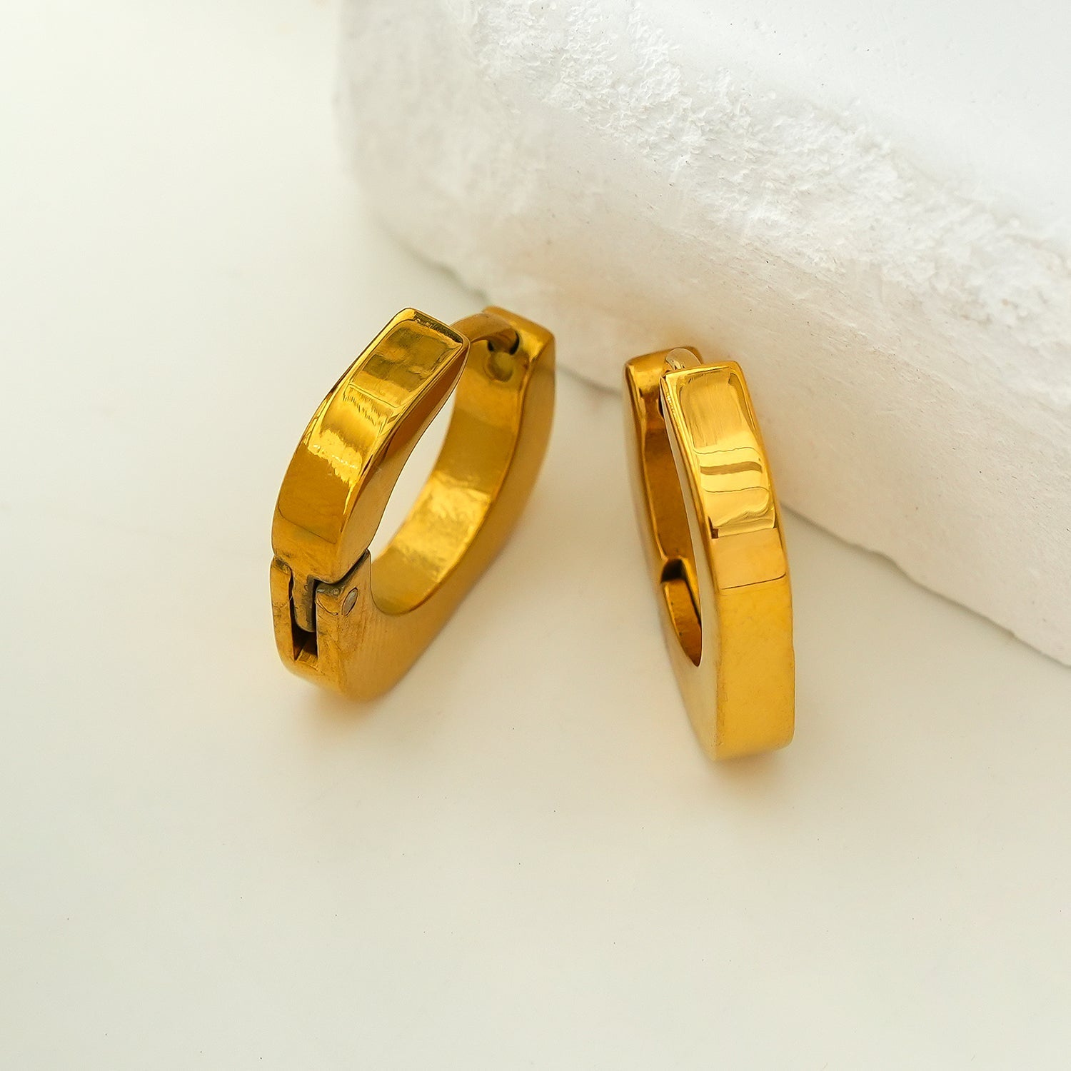 AIRA Gold: Industrial Chic - Tiny Rounded Squared Hoop Earrings