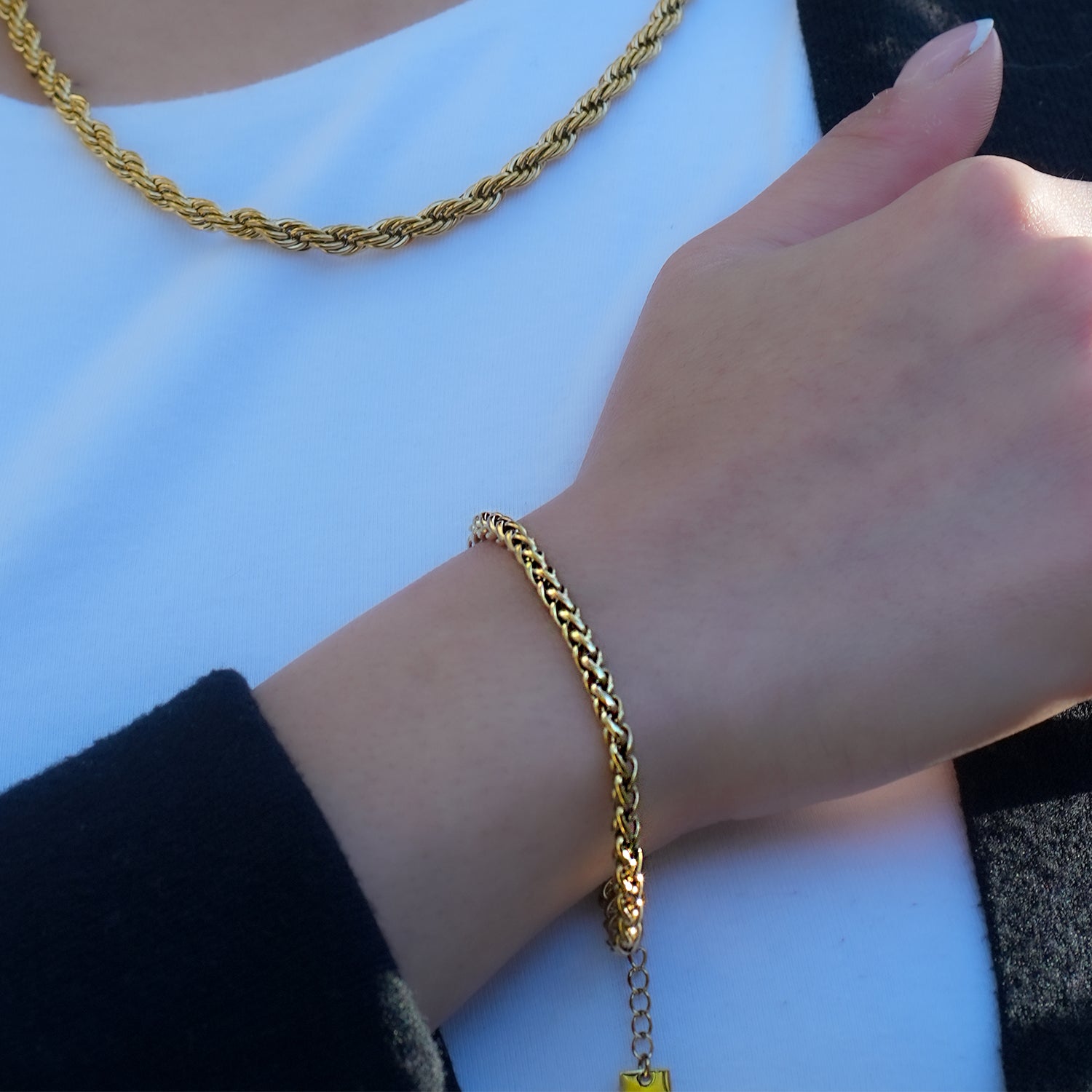 Style ALBANY: Chunky Gold Chain Necklace