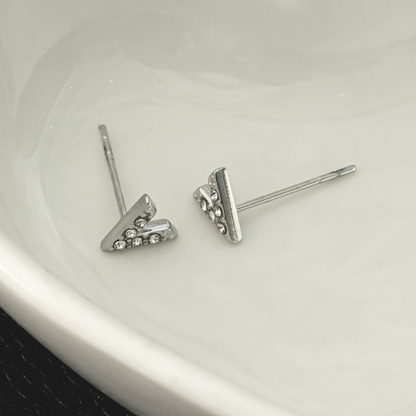 ALIVALDA Silver: 'V' Shaped Zirconia (CZ) Mini Stud Earrings