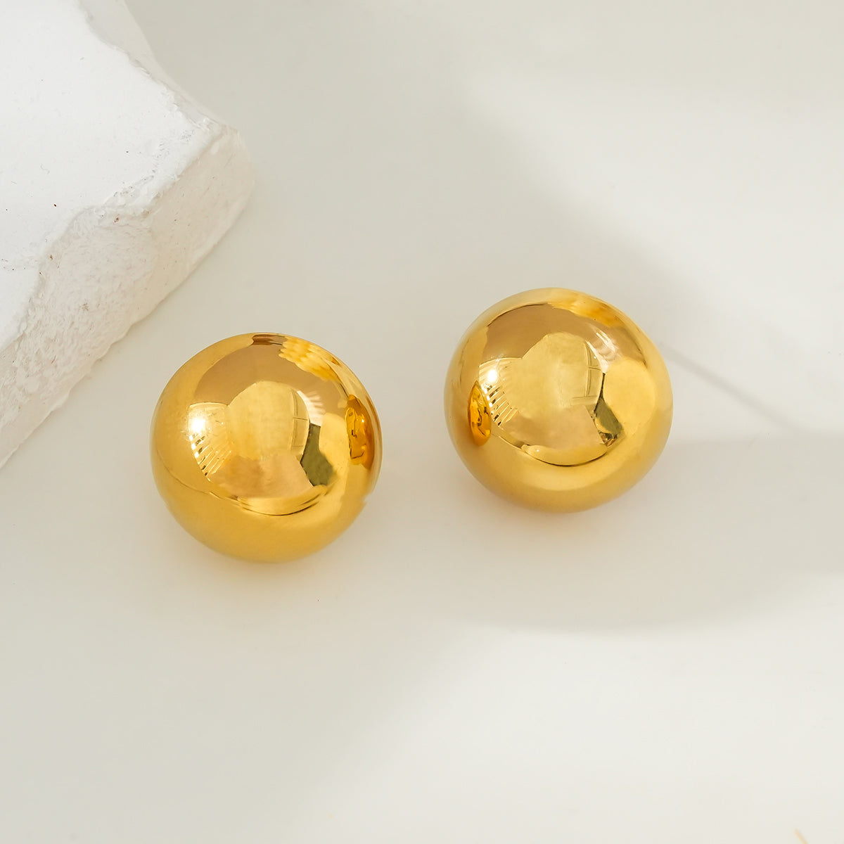 AUGUSTA Gold: Contemporary Spherical Stud Earrings