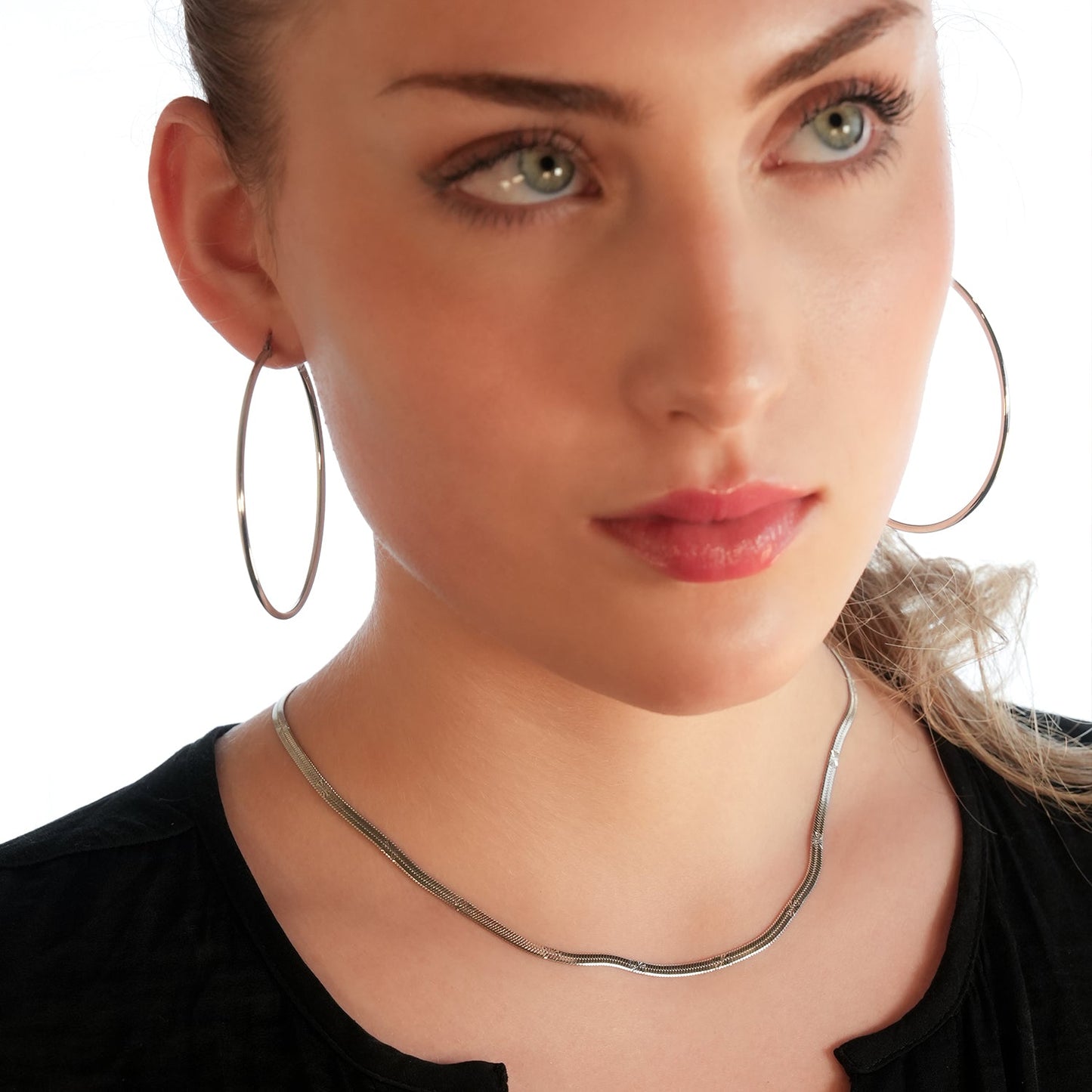 BAMBURG Silver: Star Embossed Snake Skin Textured Chain Necklace