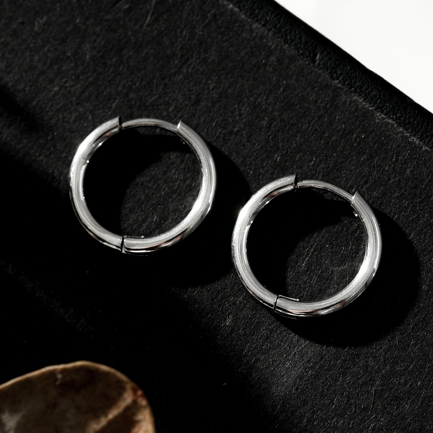 Style BIANCA Silver: Classic Essential Basic Round Silver Hoops. Available in 7 Sizes - 1cm to 6cm