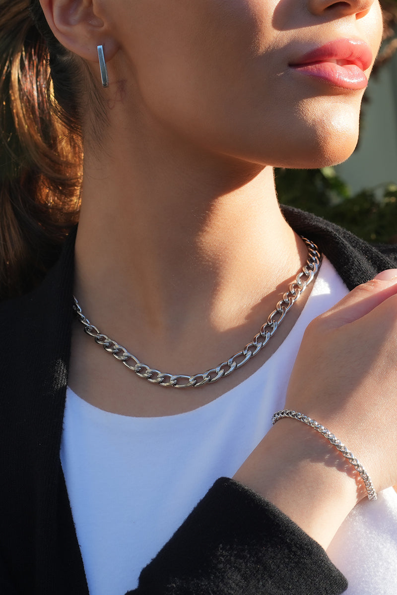 BROMLEY: Cuban-Link Statement Chain Necklace in Silver