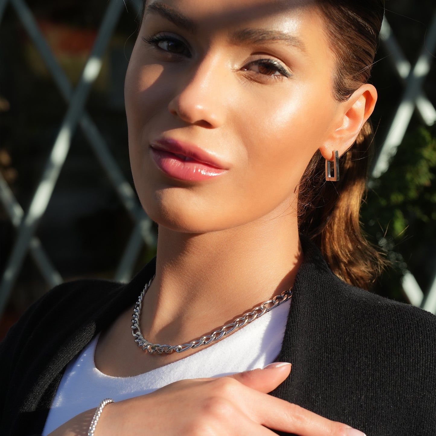 BROMLEY: Cuban-Link Statement Chain Necklace in Silver