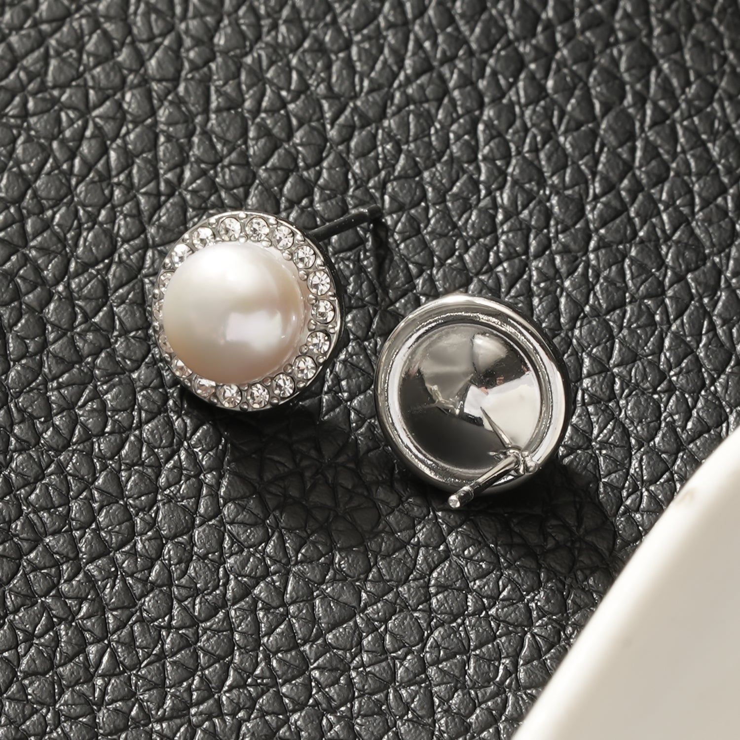 CADDA Silver (White Gold): Stud Earrings with Freshwater Pearl & Pavé Zirconia Border