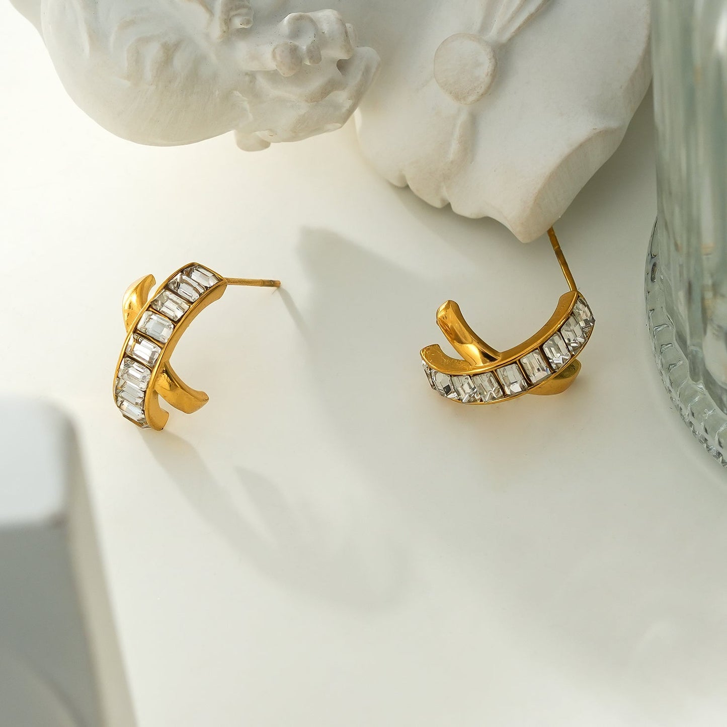 CARBIS: Retro Style Crossover Zirconia Embedded Earrings in Gold