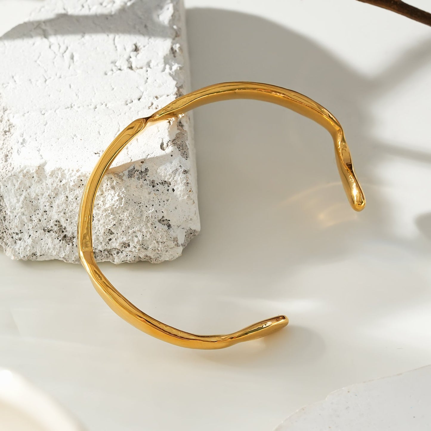 Style CHANBA: Avant Garde Abstract Shaped Bracelet in Gold