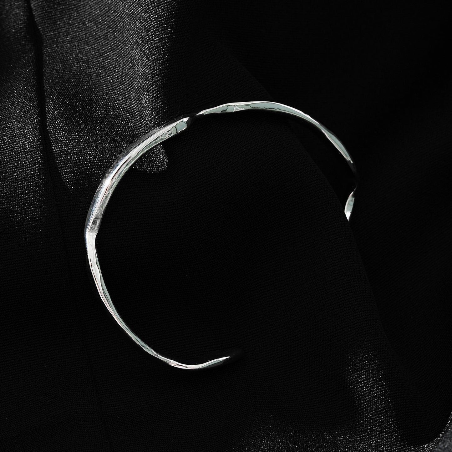 Style CHANBA: Avant Garde Abstract Shaped Bracelet in White Gold (Silver Toned)