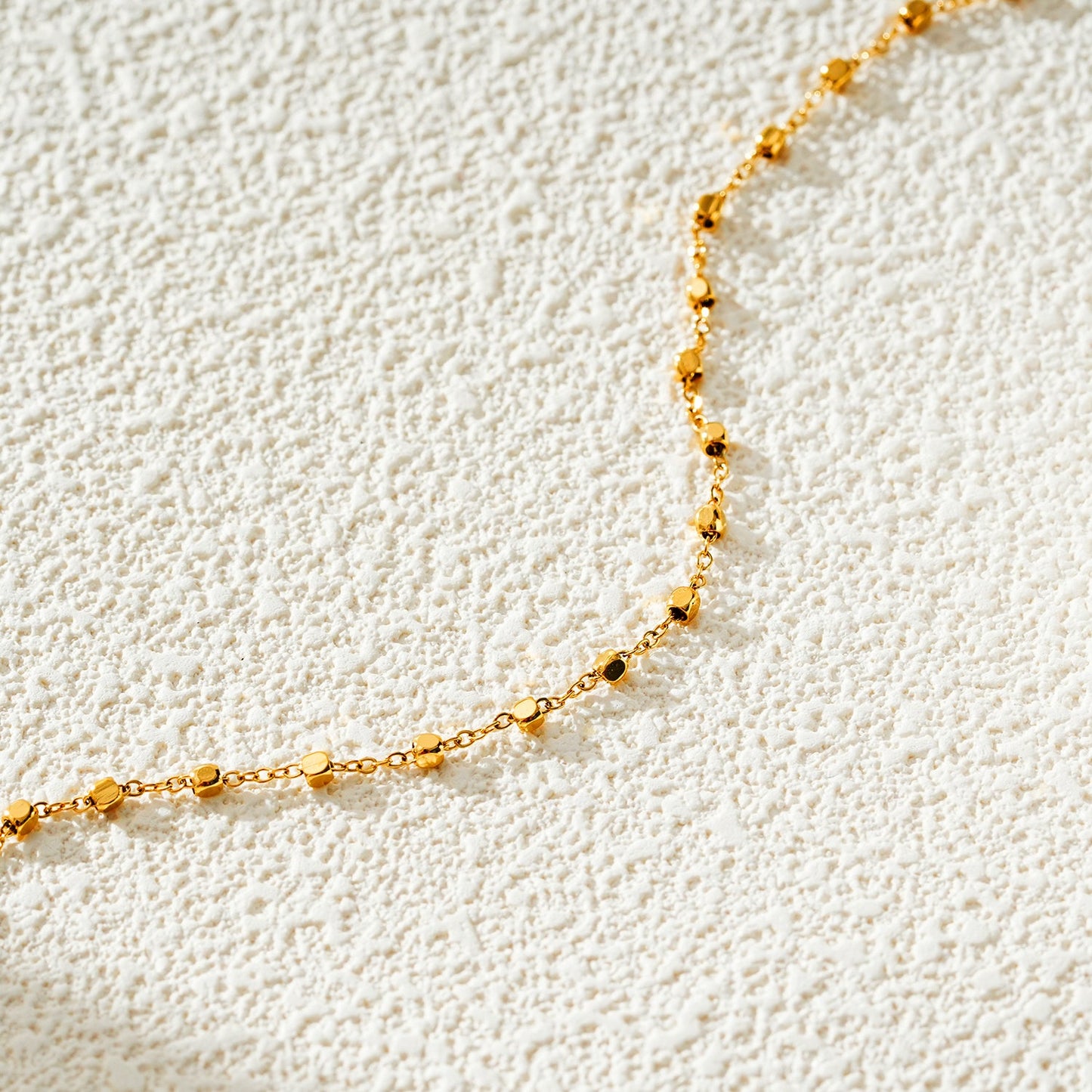 DEMELZA LG: Contemporary Gold Anklet with Delicate Square Beads