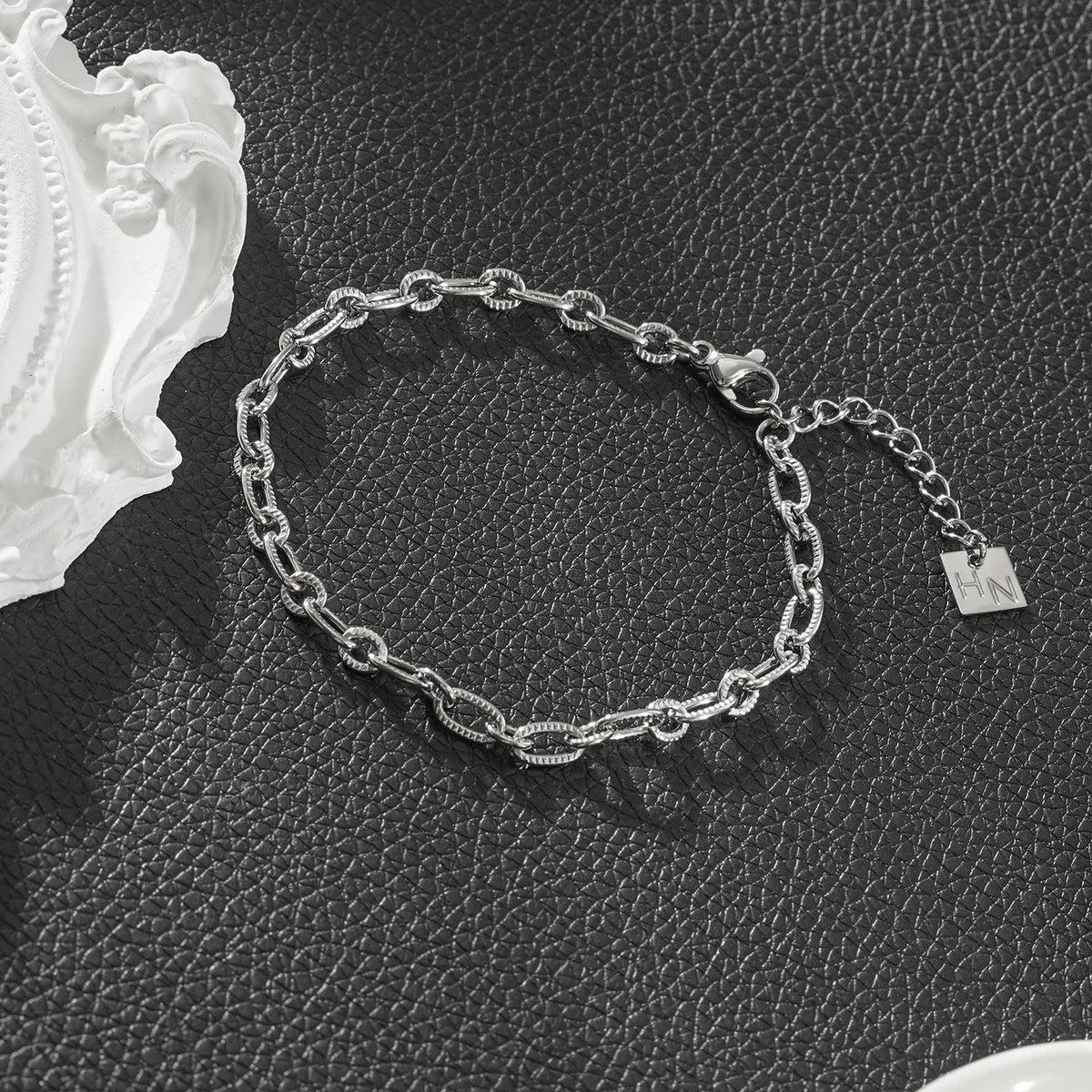 SIONA Silver (White Gold): Textured Link Bracelet – Minimalist Everyday Jewellery