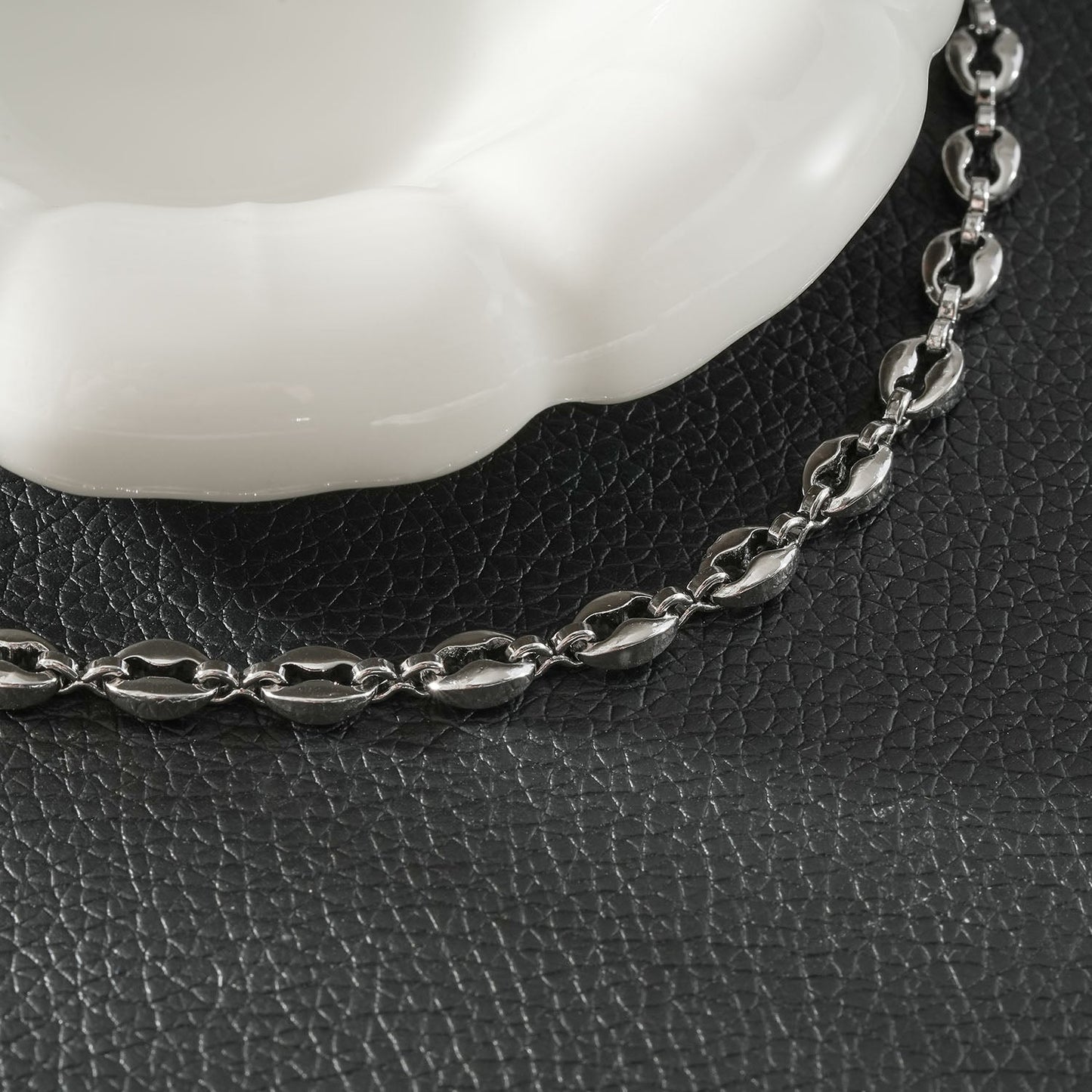 BOSEDE Silver (White Gold): Oval Beaded Link Chain Bracelet – Minimalist Everyday Jewellery