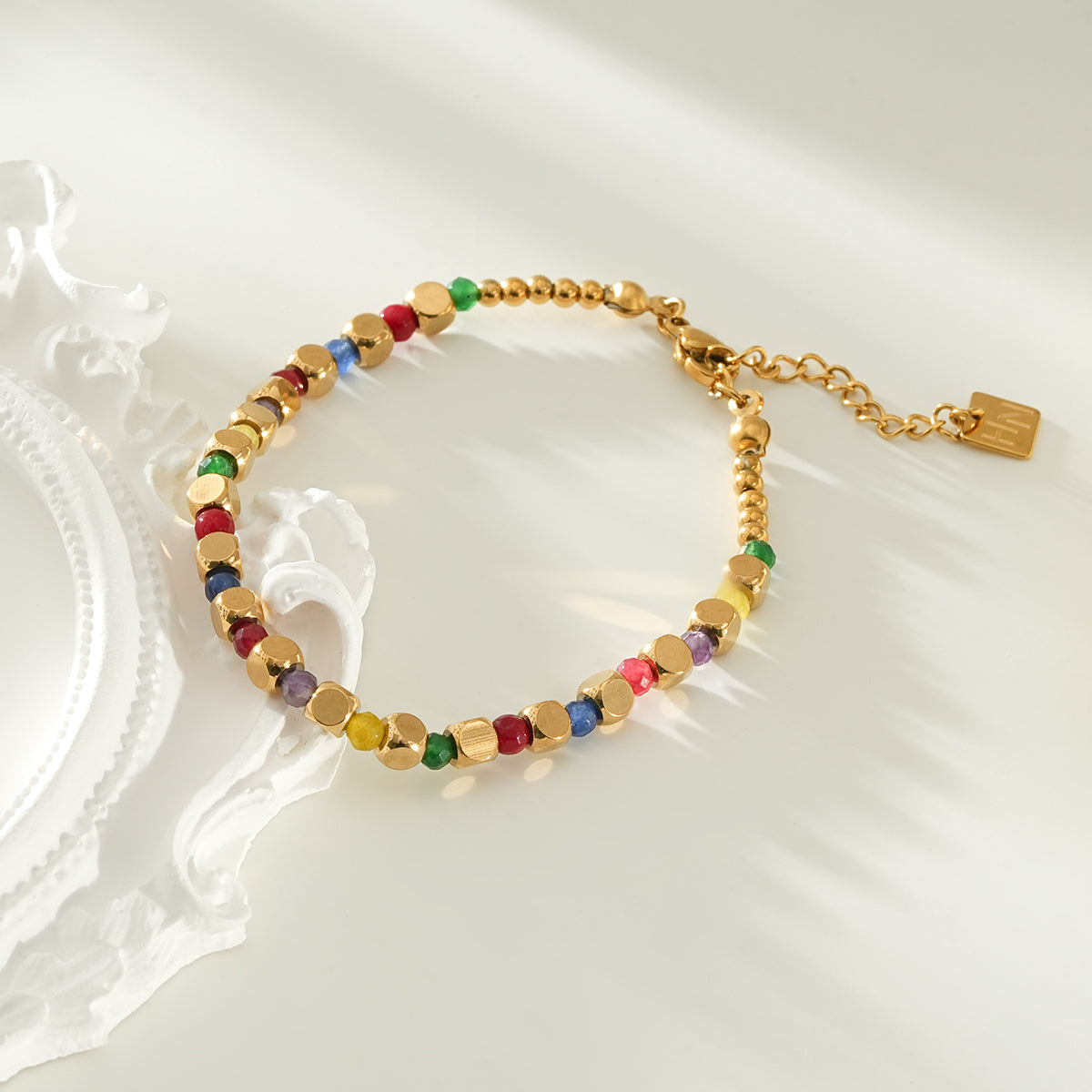 AYANNA Gold: Bracelet with Gold Beads & Hued Crystals