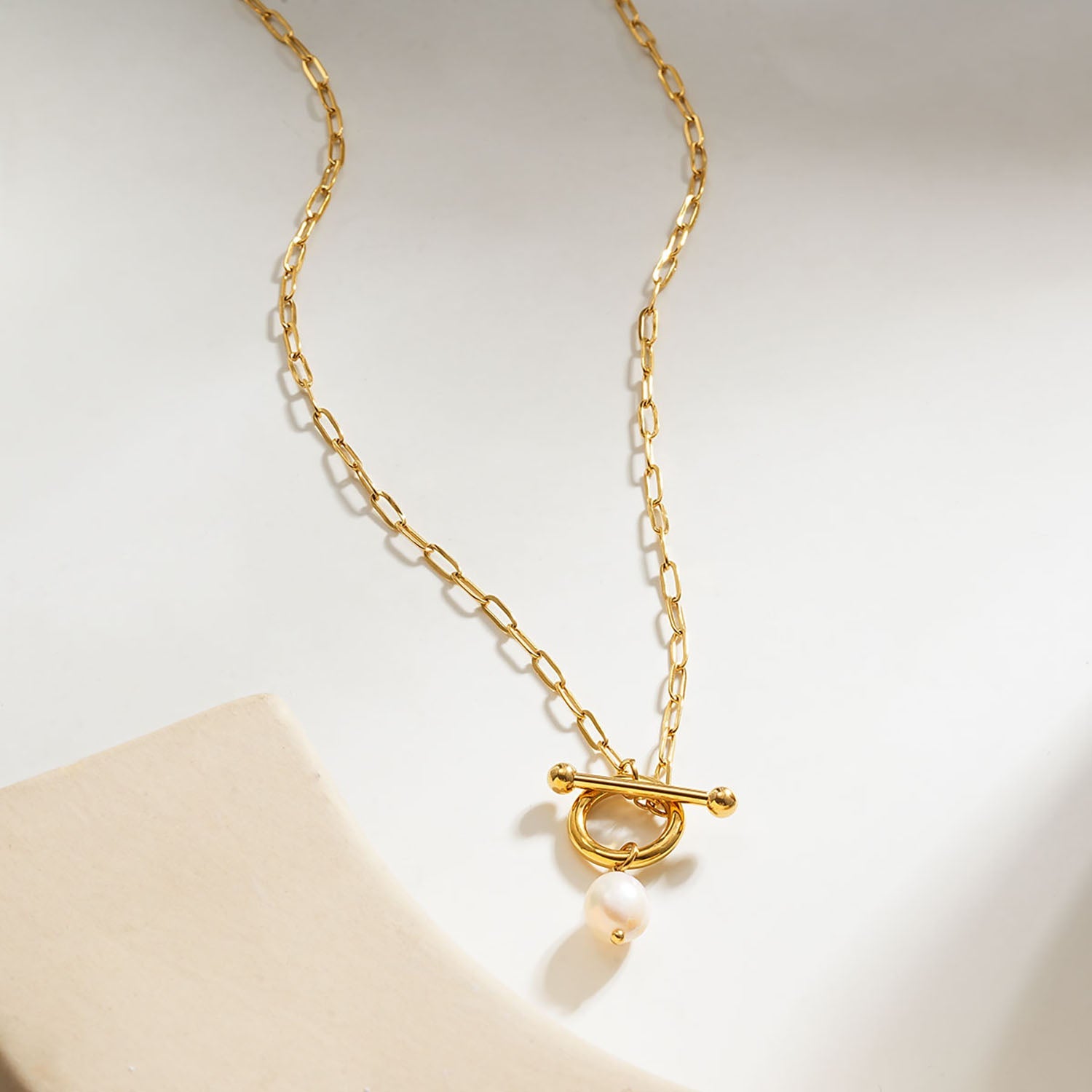 D'ANGELA Gold:  Paperclip Chain Necklace with Toggle Fastener & Pearl Charm