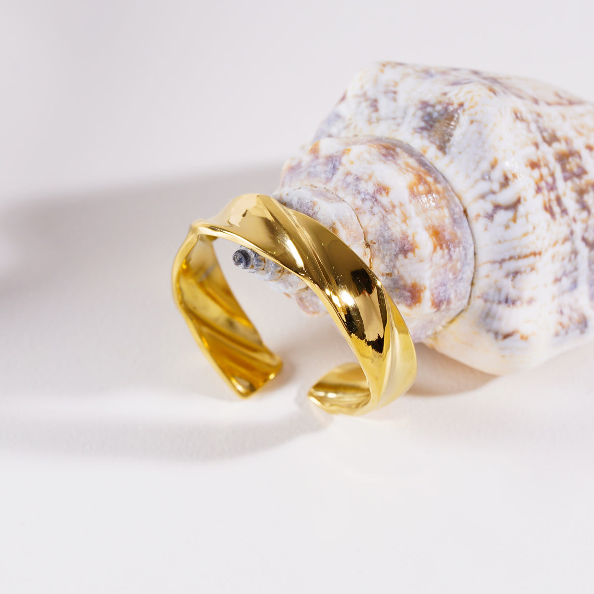 ELIAS Gold: Shapes & Textures Modernist Ring