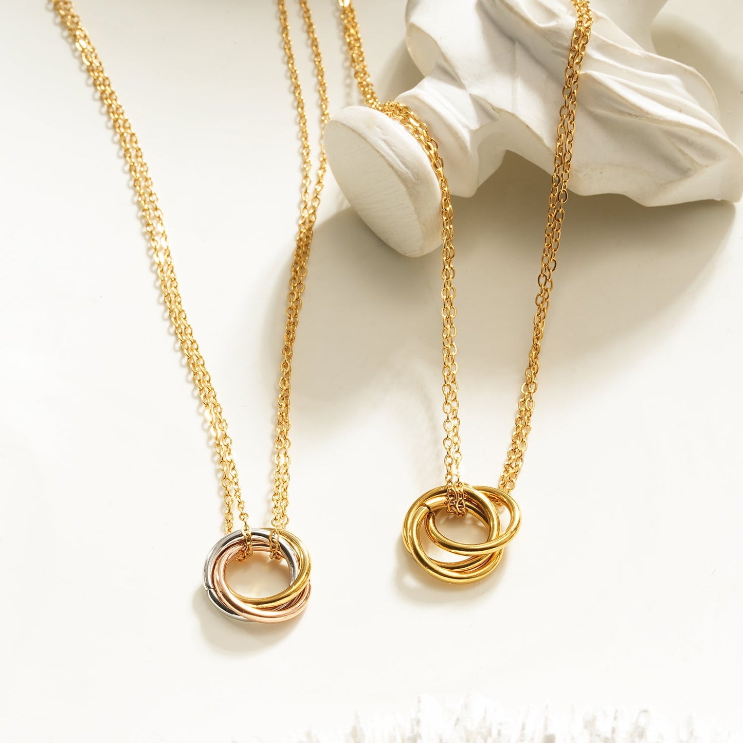 ELVIRA Mixed Metals: Double Chain Dainty Necklace with Intertwined 3-Ring Pendant – Symbol of Love, Unity & Eternity