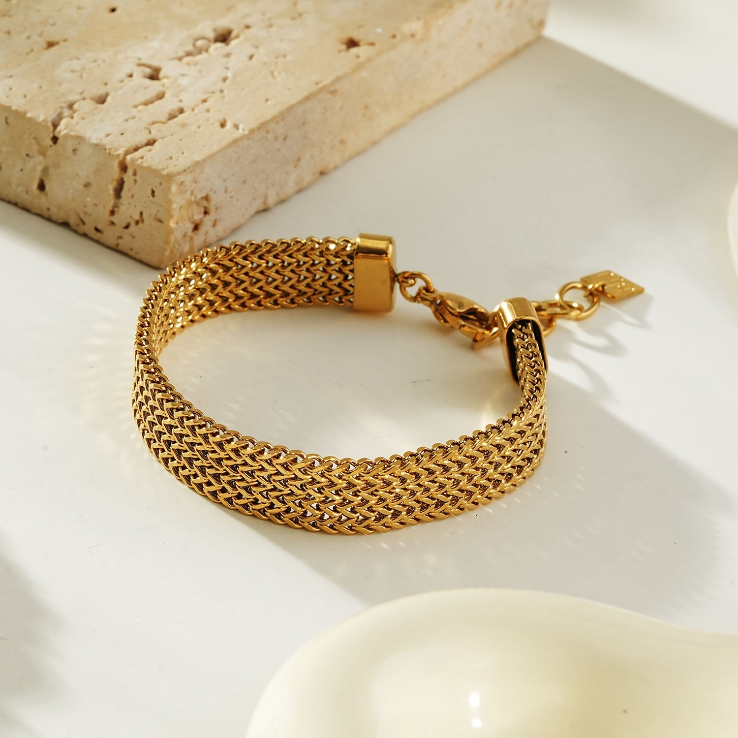 BOLOGNA Gold: Italian Vintage Mesh Chain Bracelet
