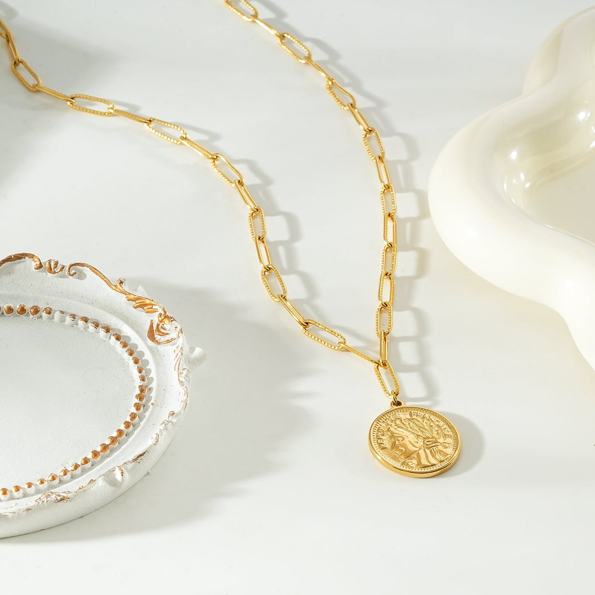 ZUWENA Gold: Reversible Coin Pendant Necklace with Textured Paperclip Chain