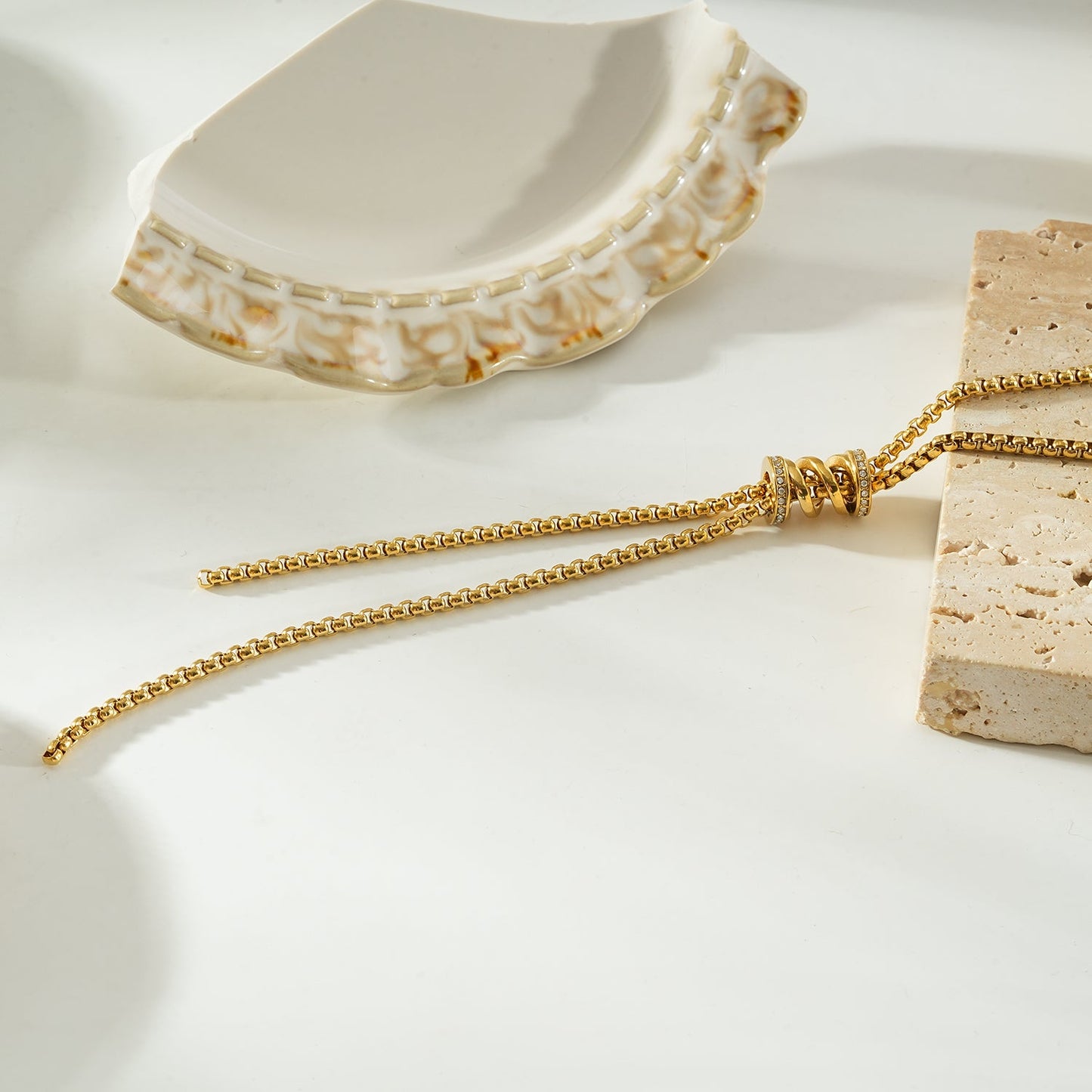 MAHANA Gold: Adjustable Gold Lariat Necklace with Sliding Bead & Tassel Drop – Modern Minimal Statement