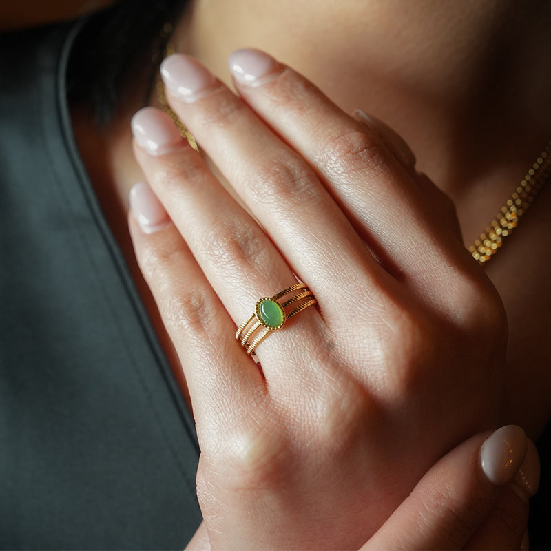 ELMARIE: Triple Banded Textured Ring Green Aventurine Stone Centre Piece