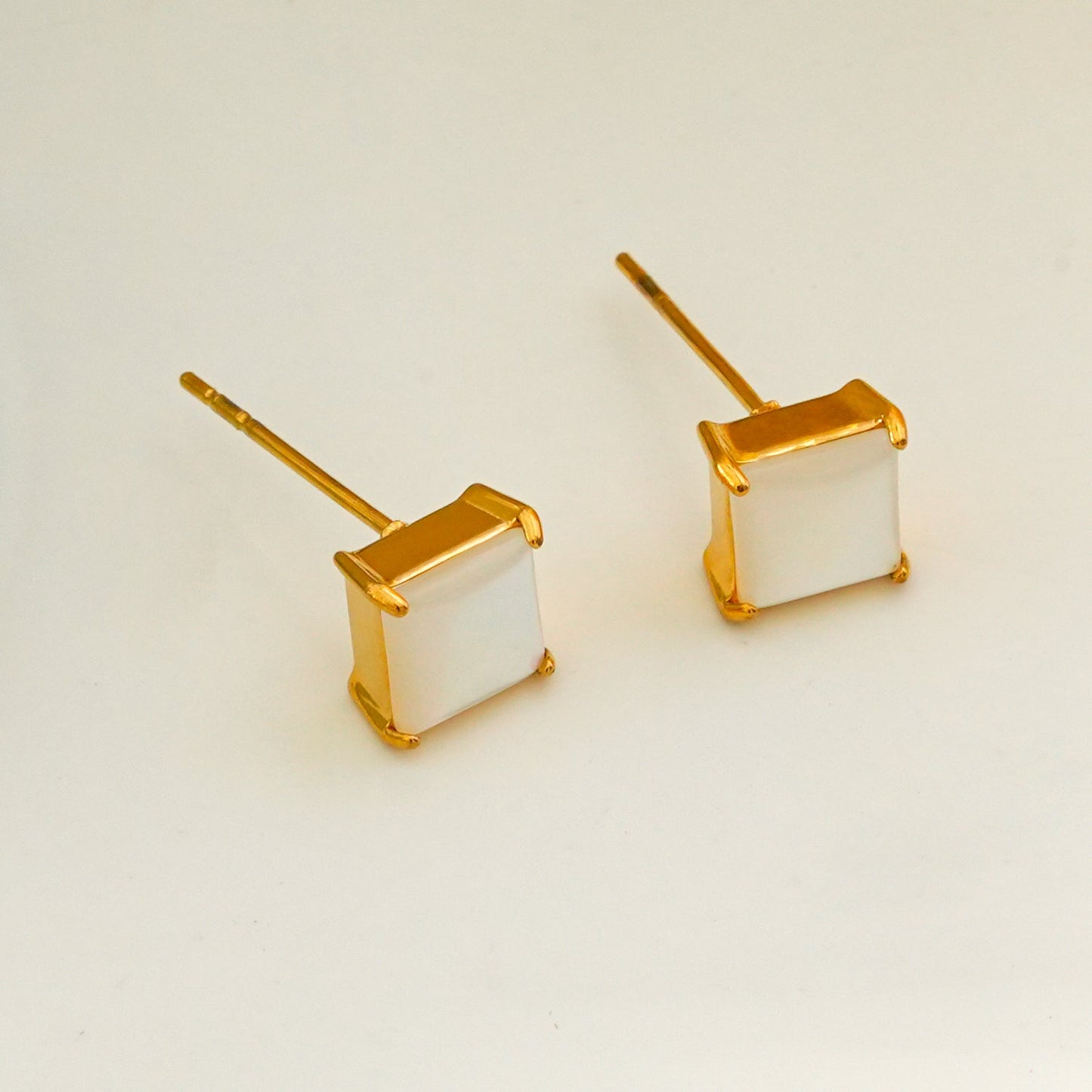 ERITH: Elegant Natural Shell Square Shaped Classic Stud Earrings