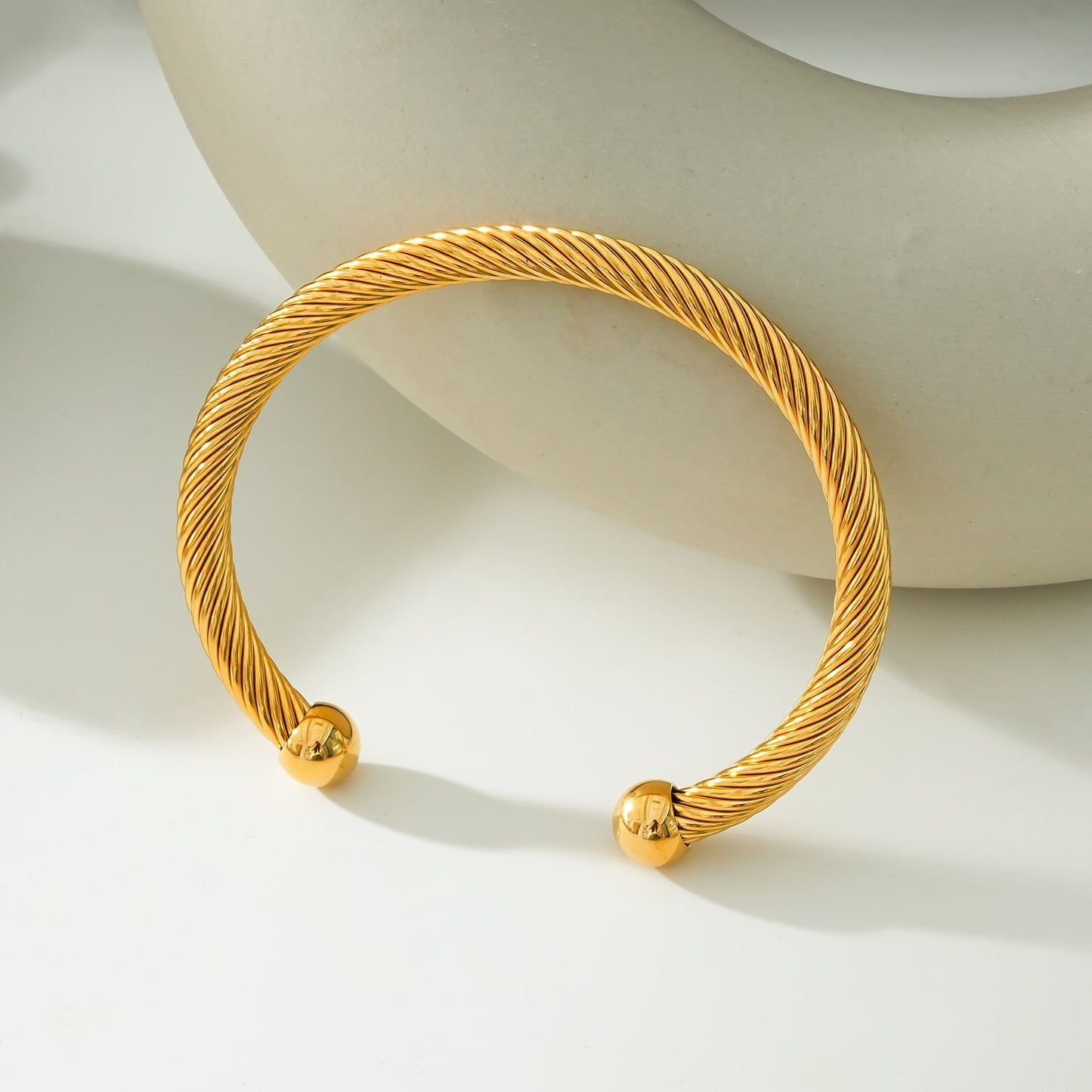 GOCHAR: Contemporary Elegance - Bracelet with Surface Lines & Ball Bead Accents