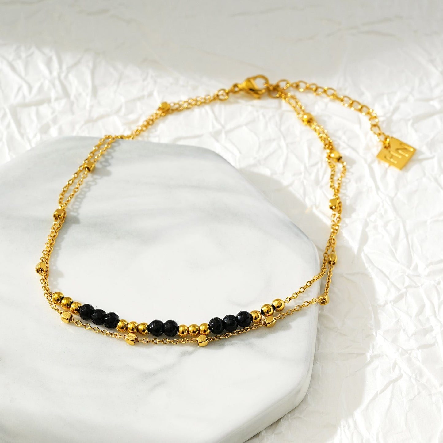 HILDA LG: Two-in-One Square Beads & Round Beads in Black & Gold Anklet.