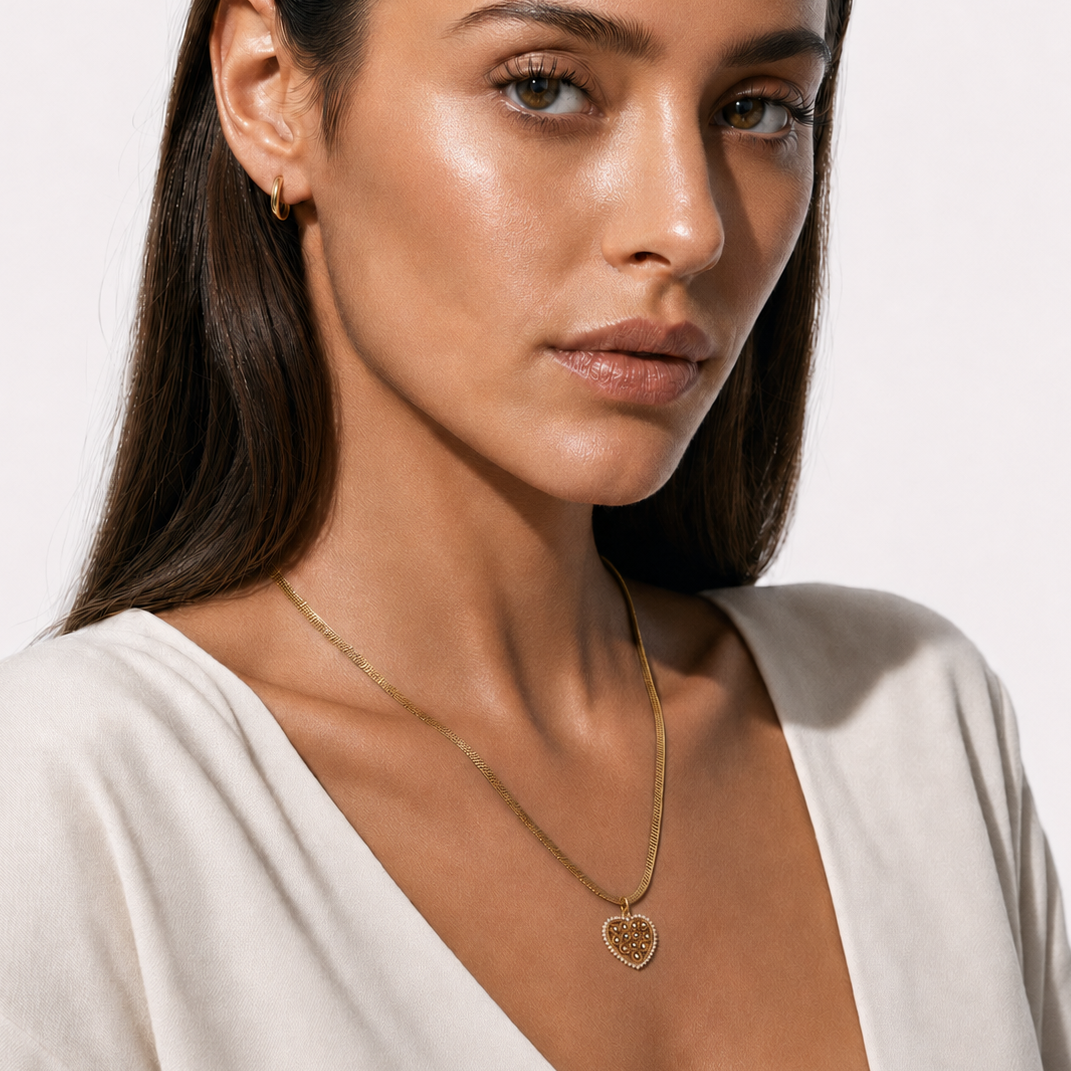 KAARI Gold: Filigree Heart Pendant Necklace with a Snake Skin Textured Chain