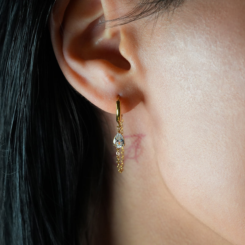 KAZUKA: Hoop Earrings with Pear-Shaped Zirconia Charm and Dainty Chain