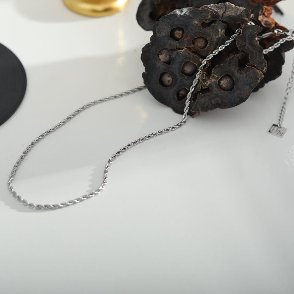 KIRA: Rope Chain Silver Necklace 20 Inches