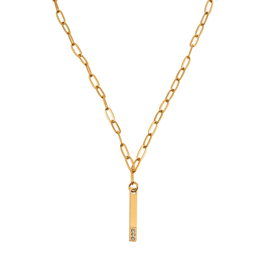 Style KORATIA: Minimalist Necklace with Paper-Clip Chain and Bar Charm Zirconia Embedded Pendant in Gold