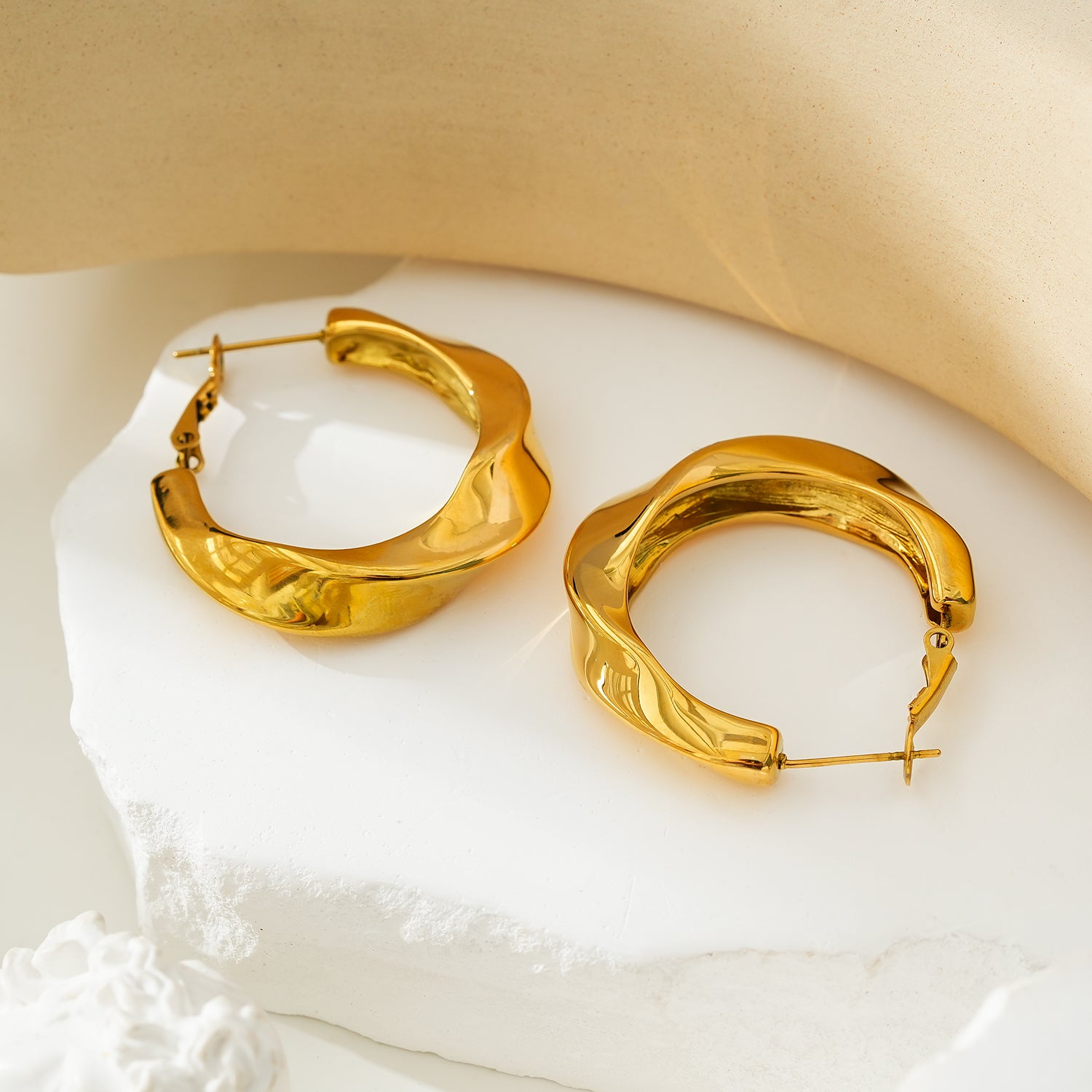 Style MARFA Gold: Sculptured Abstract Hoop Earrings