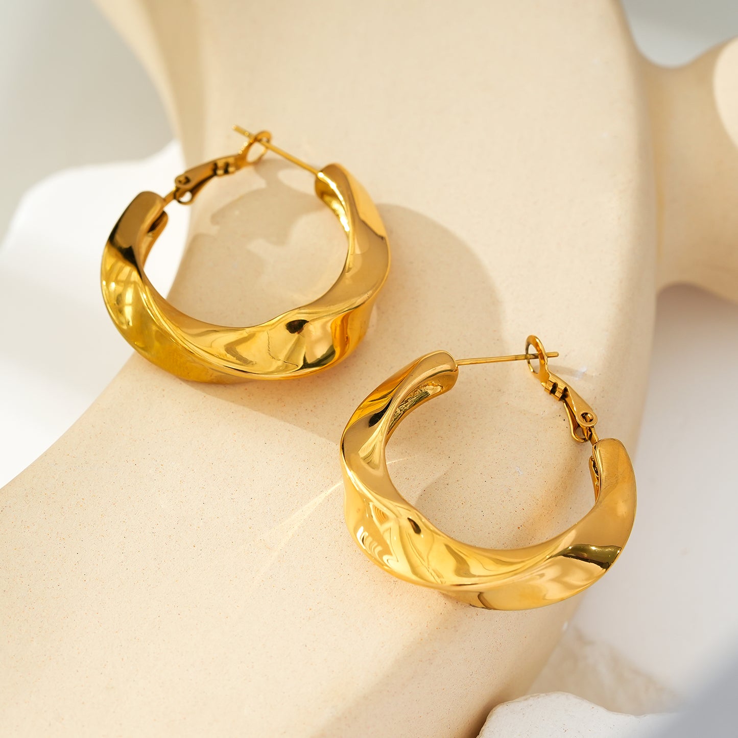 Style MARFA Gold: Sculptured Abstract Hoop Earrings