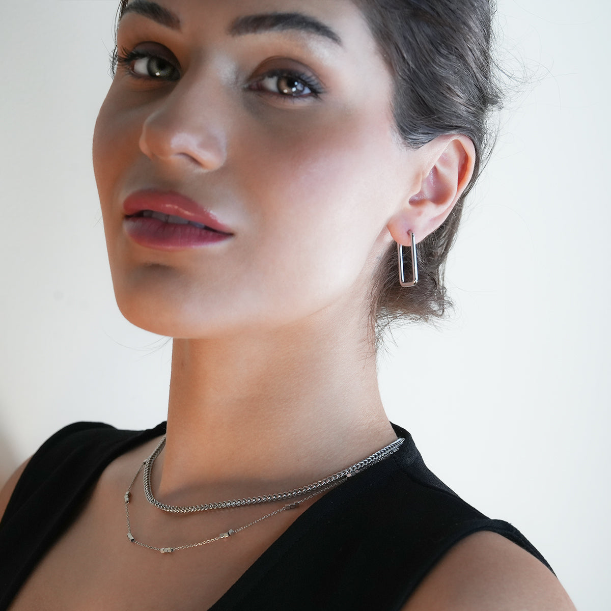 MAZUNTA Silver (White Gold): Rentangle Shaped Hoops - A Bold Twist on Classic Elegance