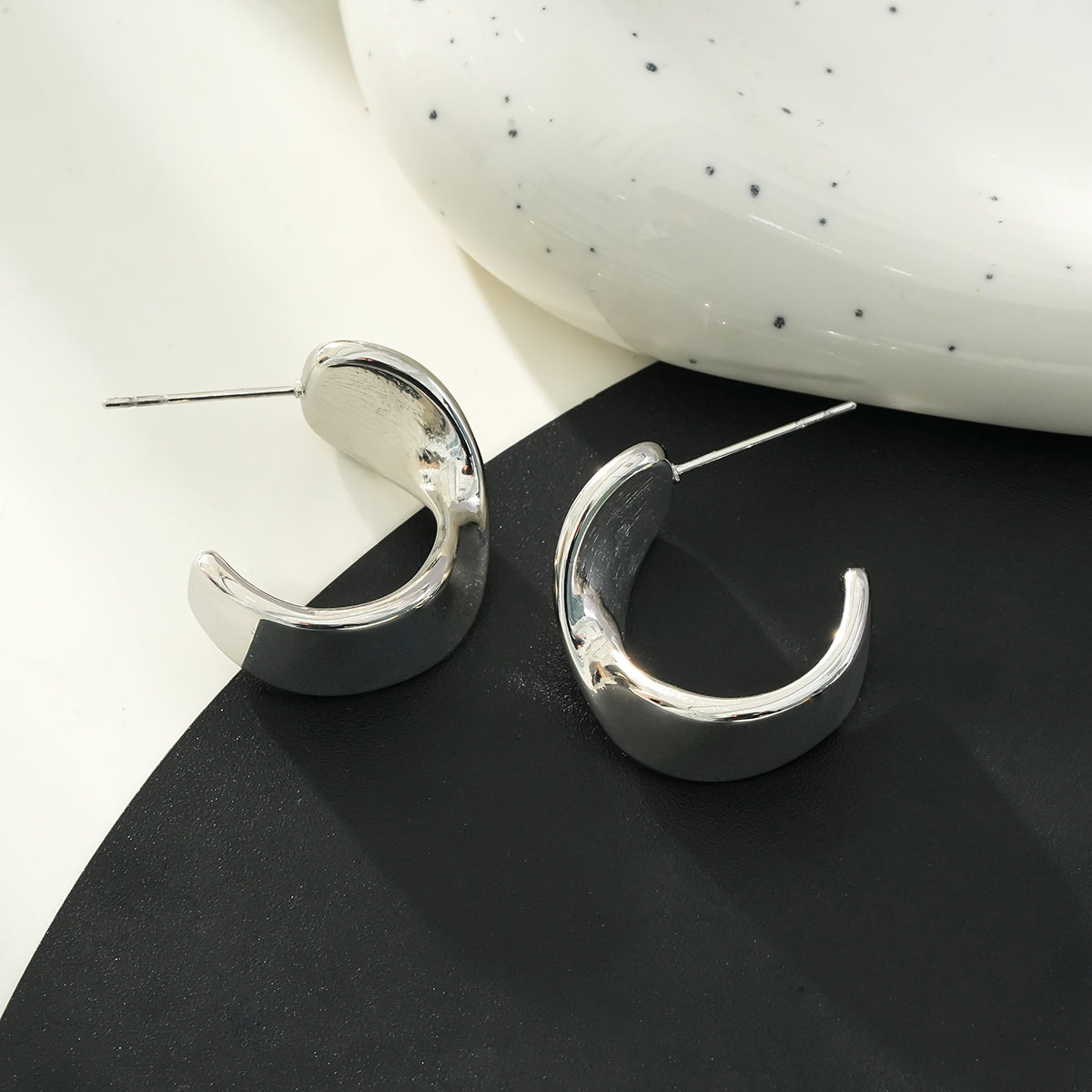 Style MILROSTA Silver Toned (White Gold): Industrial-Chic Earrings – Modern Elegance Redefined