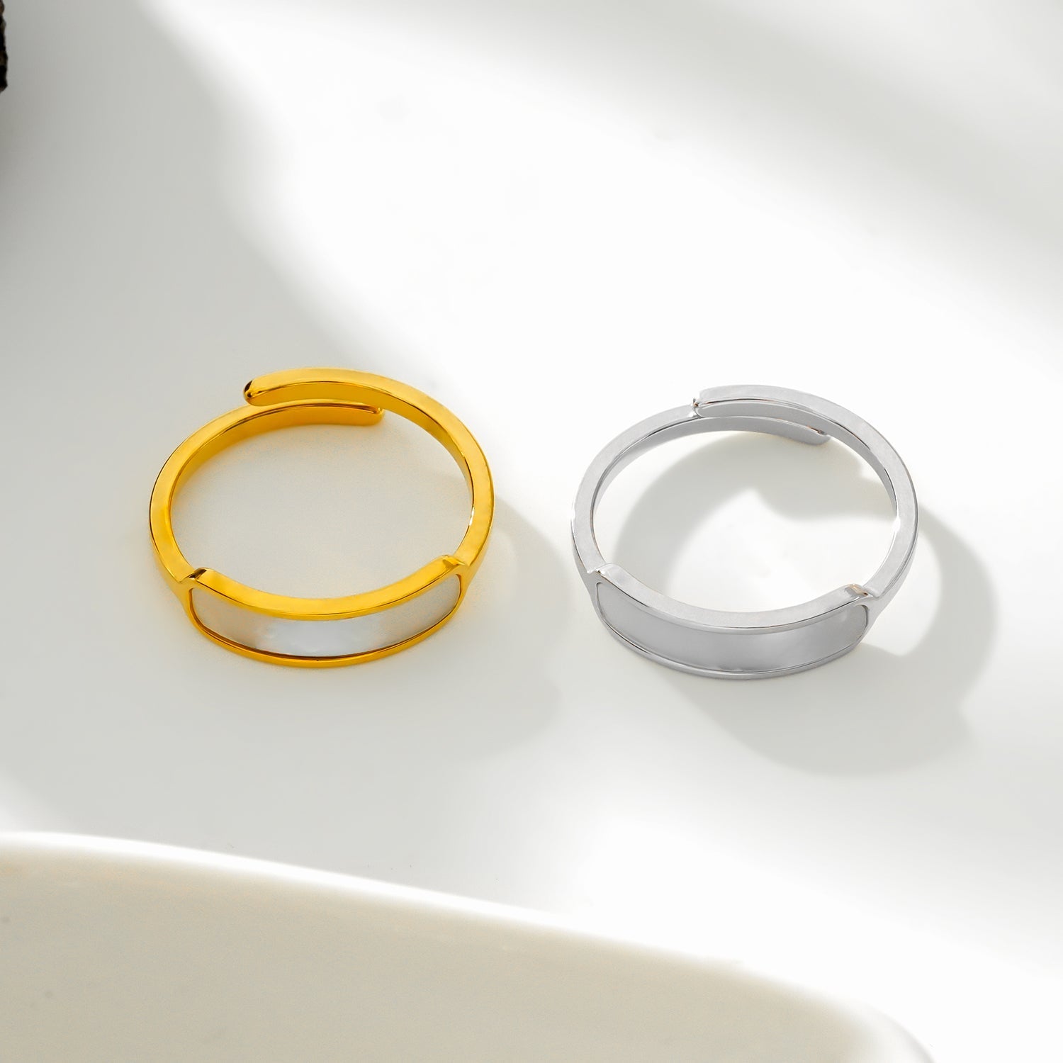 PEILLON Gold & Silver: Modern Minimalist Natural Shell Band Inset Ring