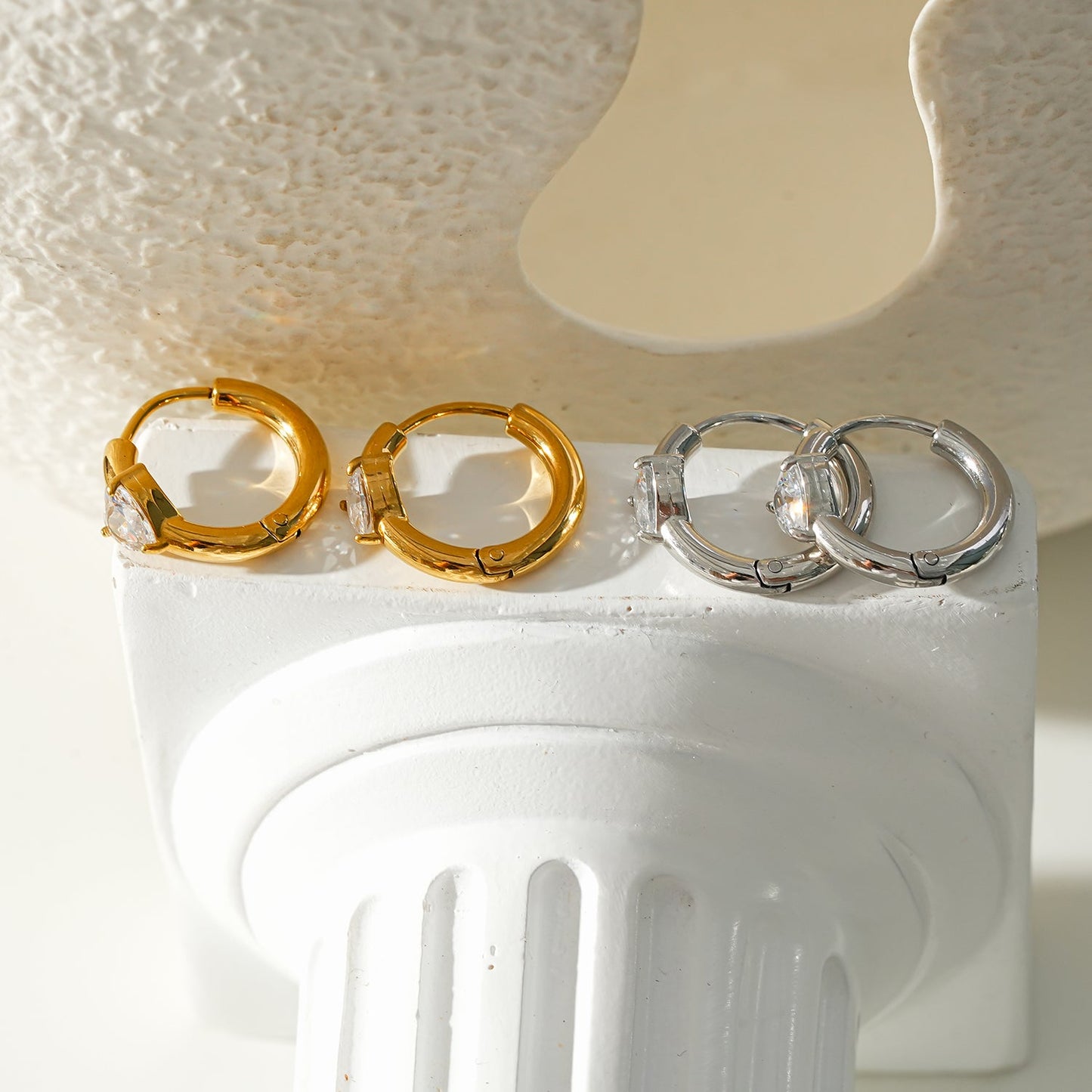 Style PELLE Gold White Gold (Silver Toned) : Mini Hoop Gold Earrings with Heart Shaped Moissanite