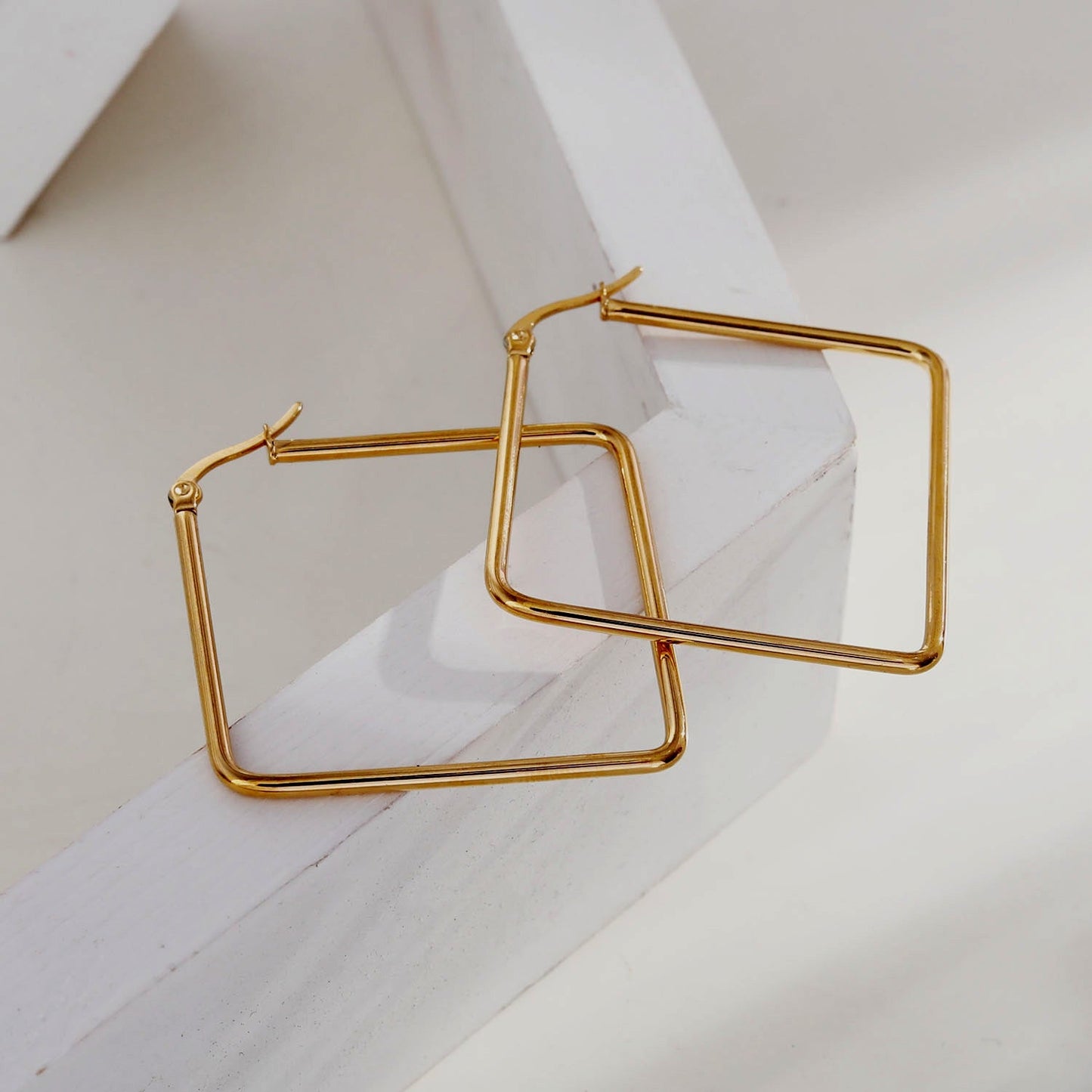REILYNN Square Shaped  Gold Hoops
