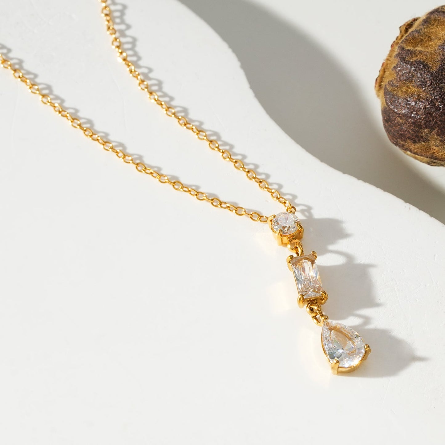 Style ROCHINA Gold:  A Trio of Zirconia Charm Pendant Chain Necklace