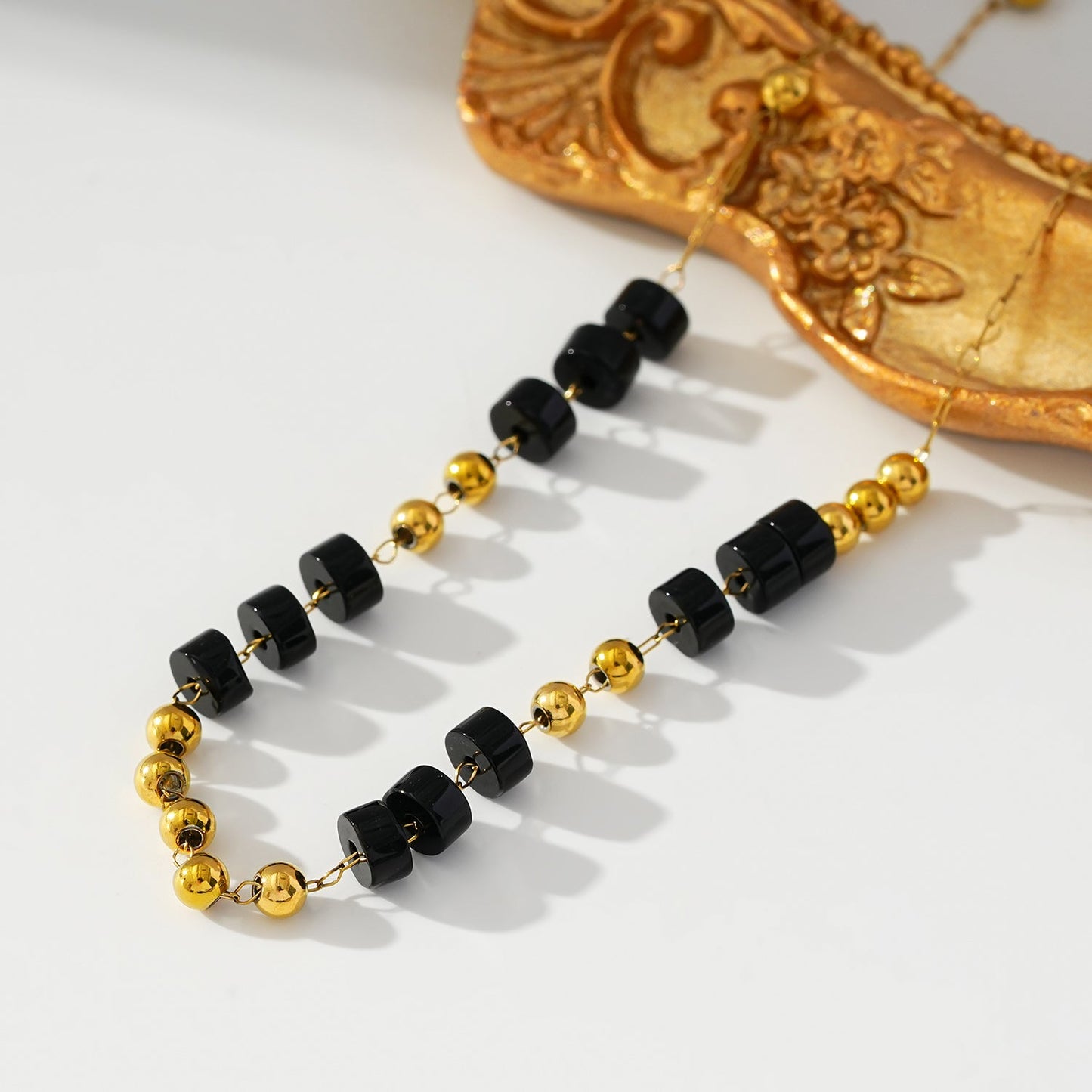 ROSARIO LG: Black Onyx and Gold Beaded Chain Anklet