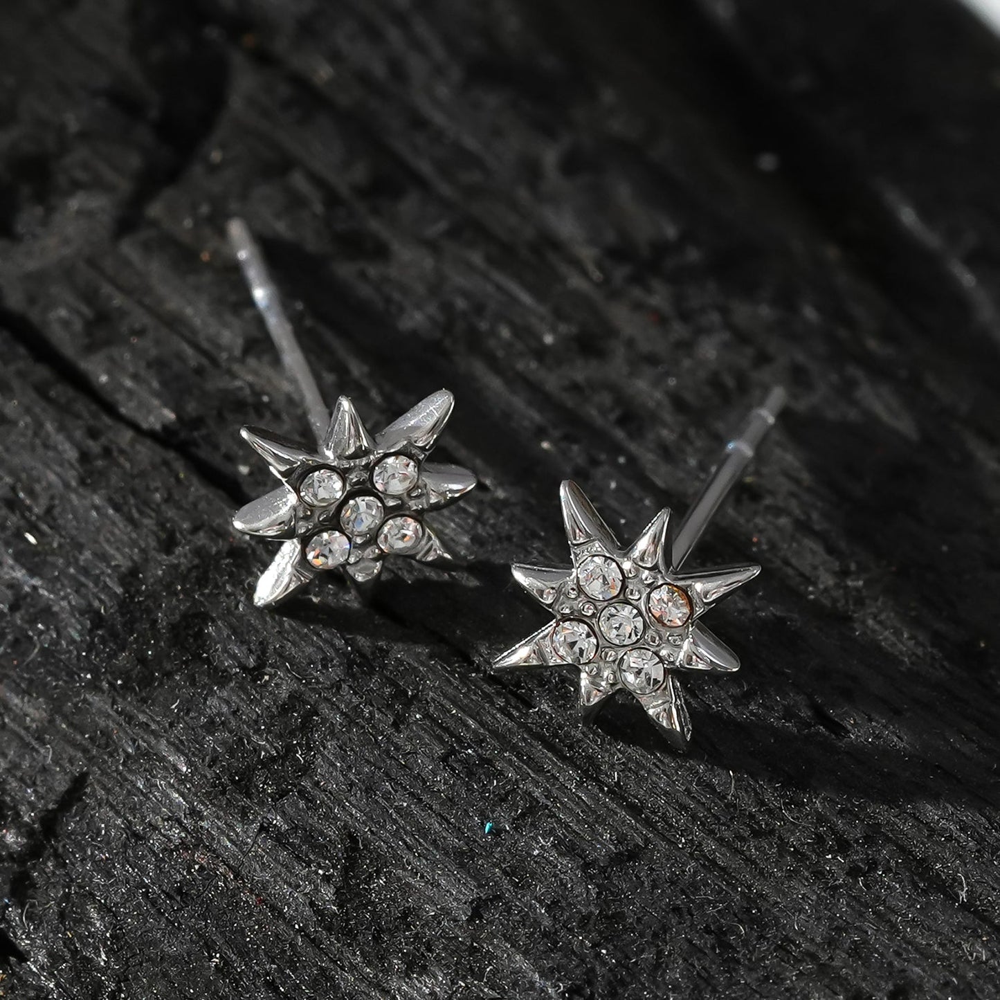 Style SARENBE Silver: 'Star Bright' Stud Earrings in Silver